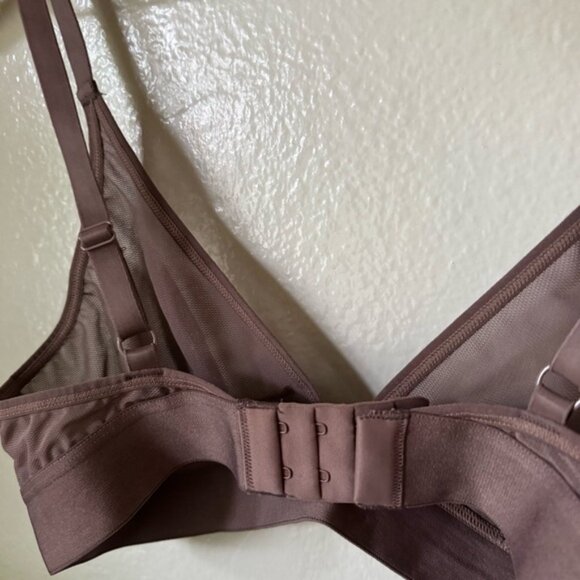 Negative | Sieve Triangle Bra - Picture 4 of 7